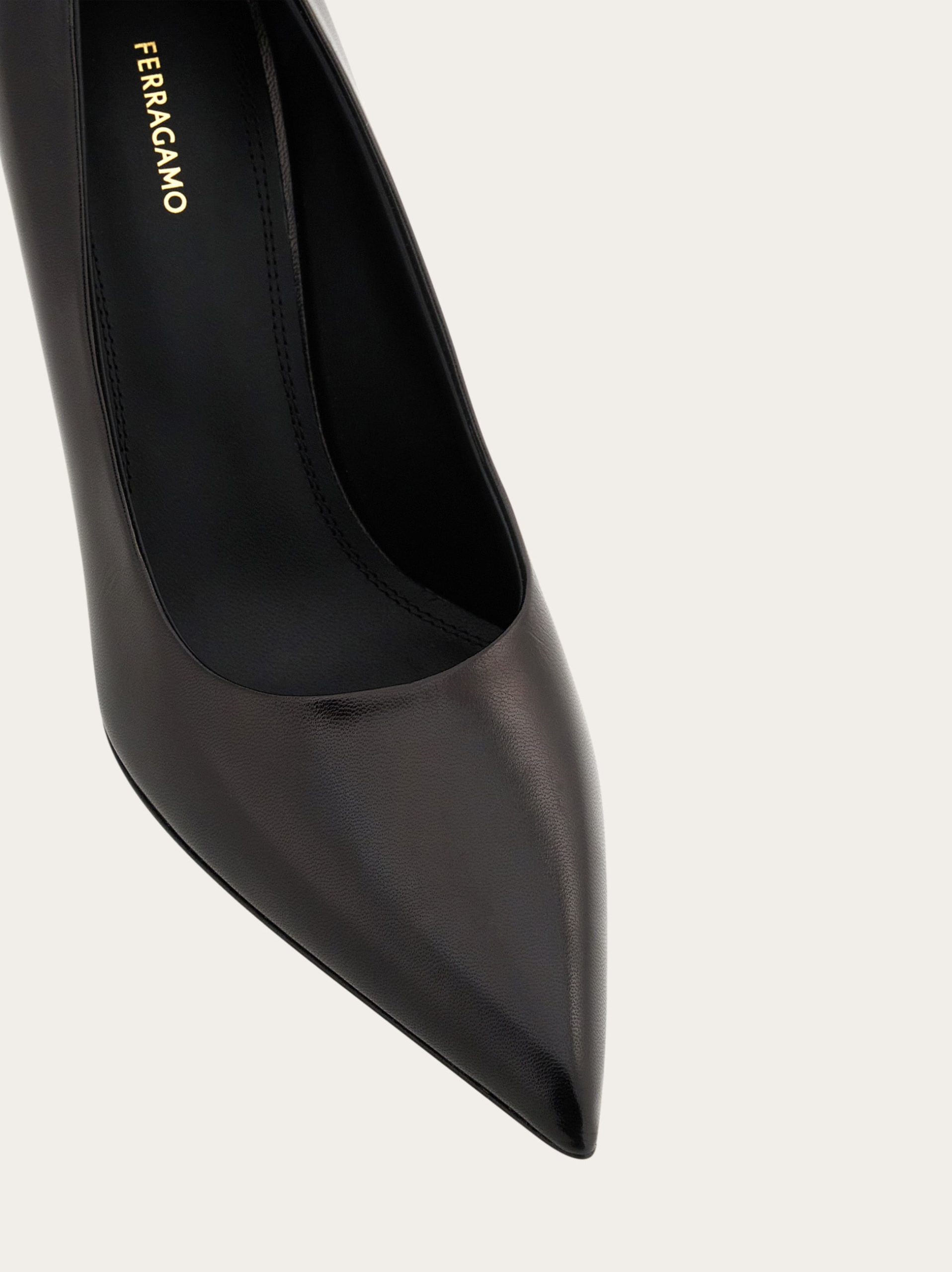 Ferragamo Pump shoe - Image 2